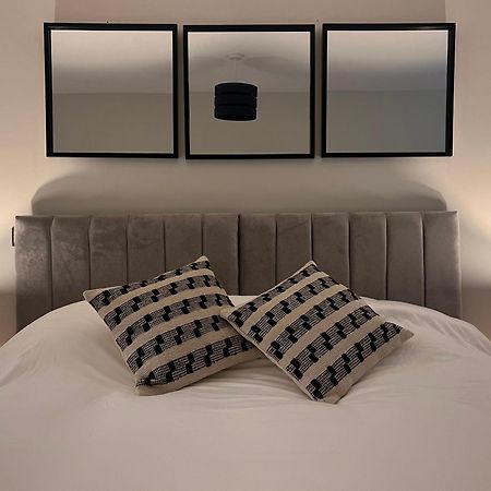 Modern Apartment - Bhx Nec - Free Secure Gated Parking Solihull Kültér fotó