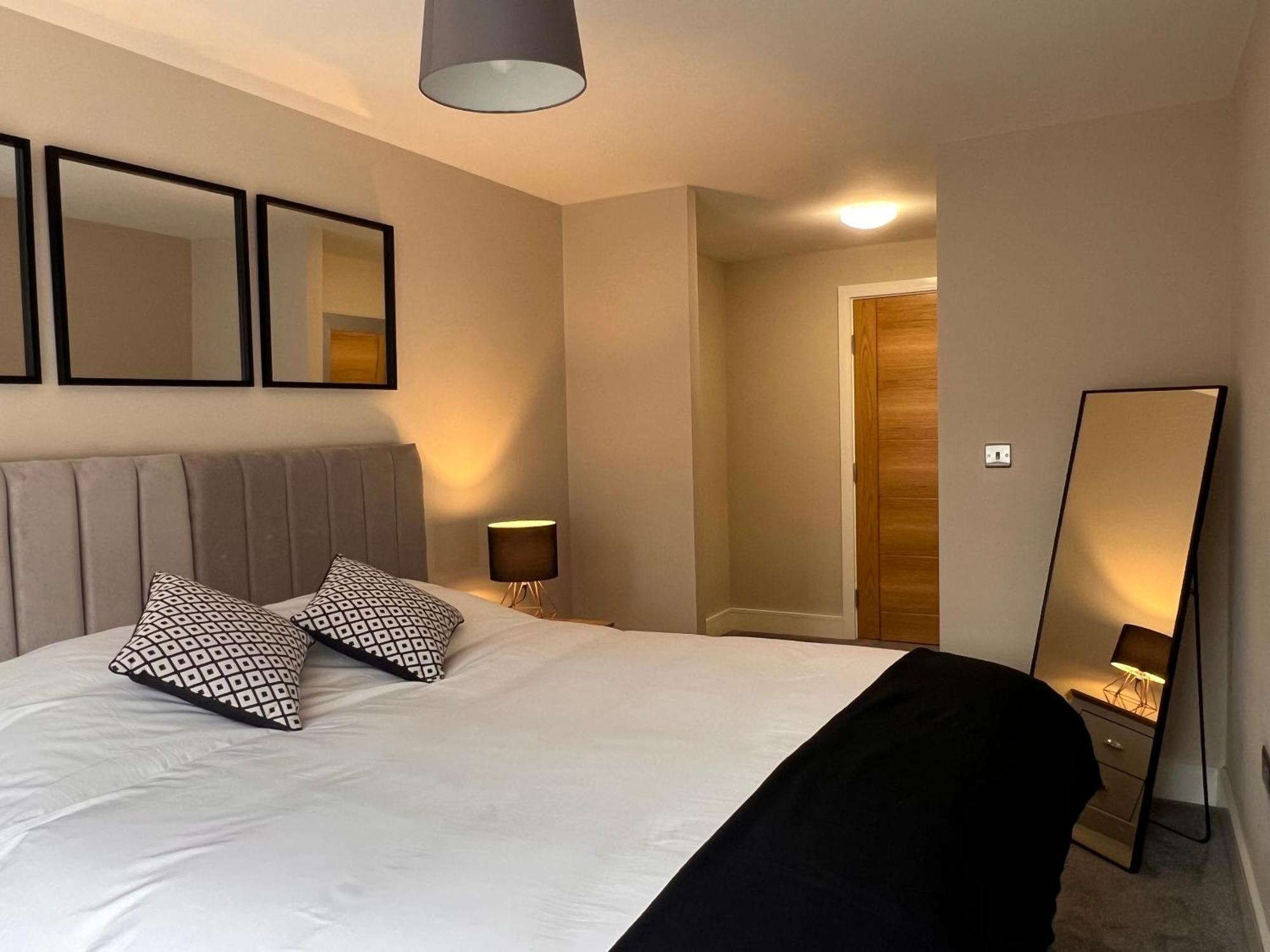 Modern Apartment - Bhx Nec - Free Secure Gated Parking Solihull Kültér fotó
